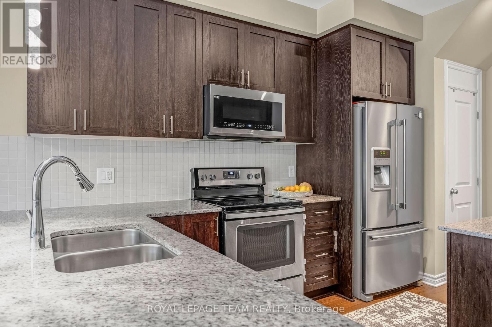 Photo 18 of 345 Alasken Drive, Ottawa ON