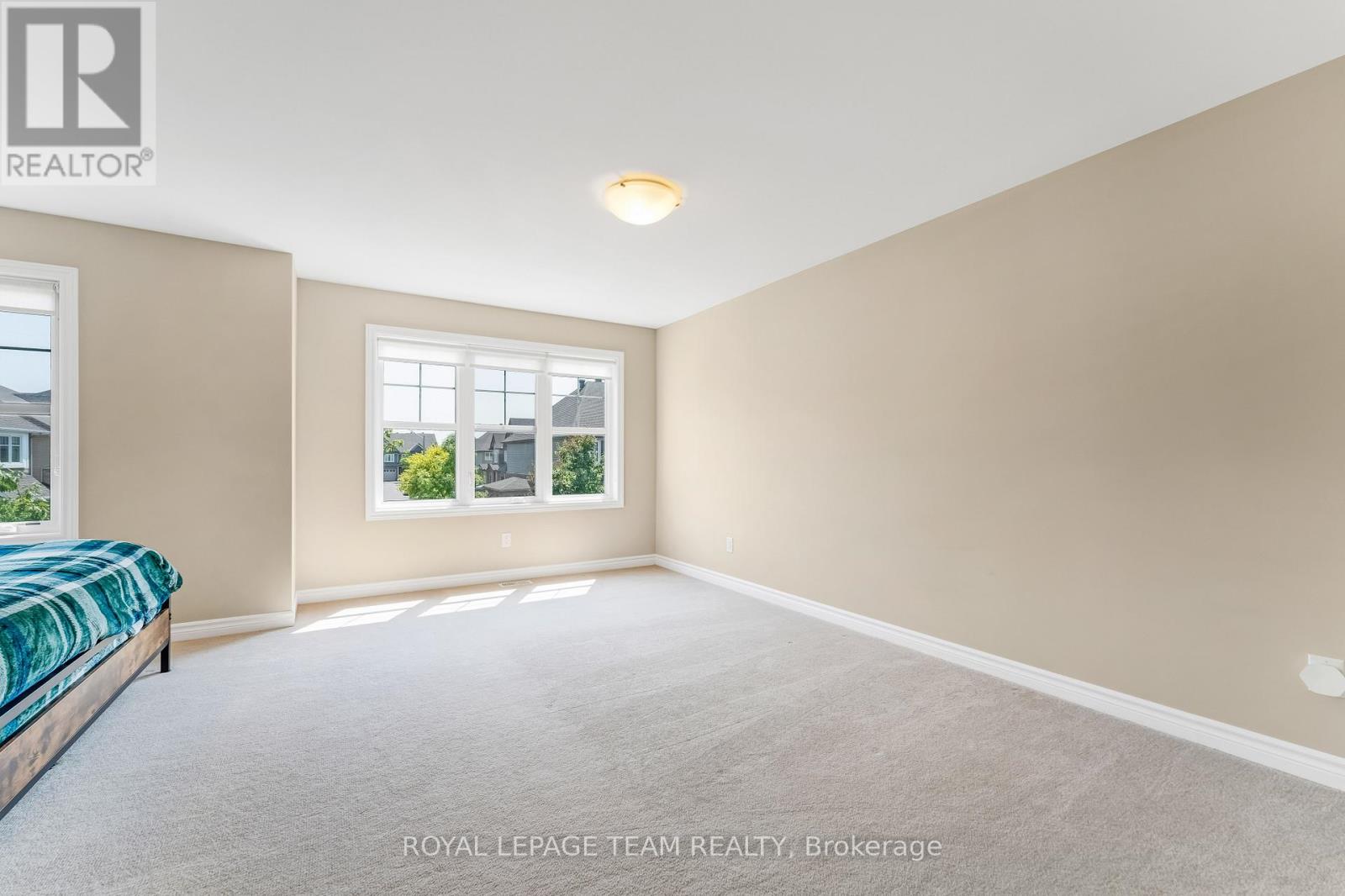 Photo 25 of 345 Alasken Drive, Ottawa ON