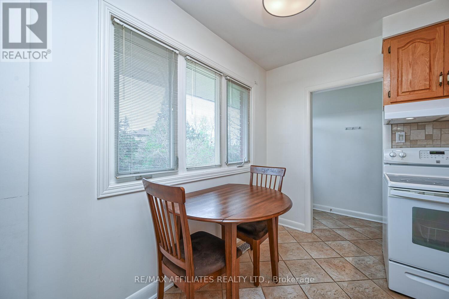 Photo 25 of 56 Marsha Drive, Smiths Falls ON