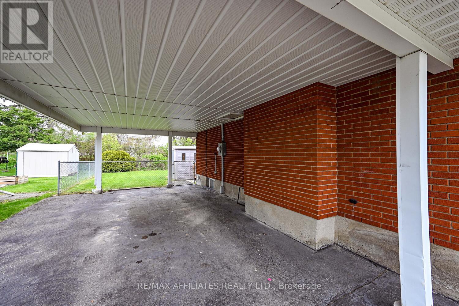 Photo 21 of 56 Marsha Drive, Smiths Falls ON