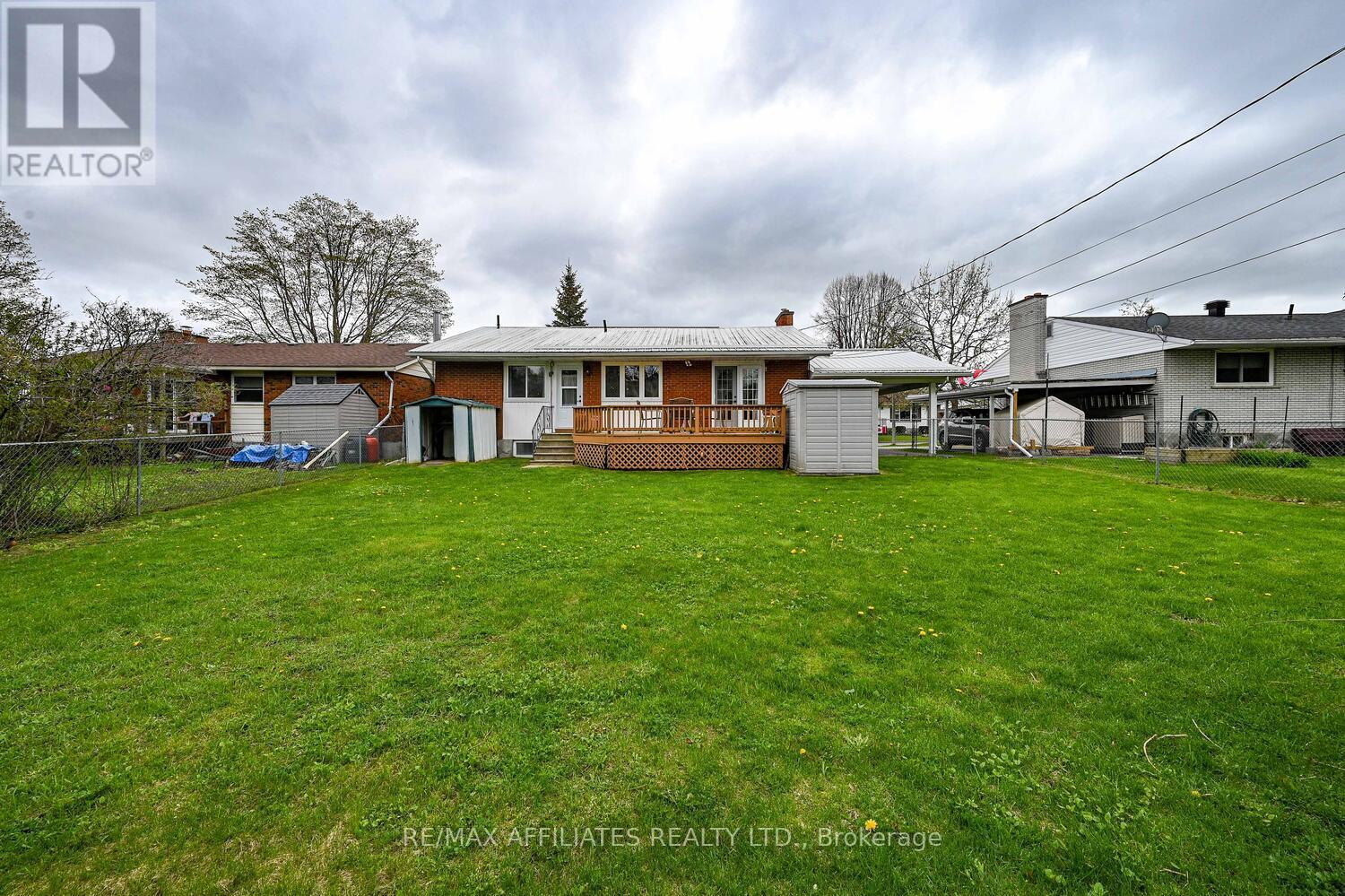 Photo 41 of 56 Marsha Drive, Smiths Falls ON