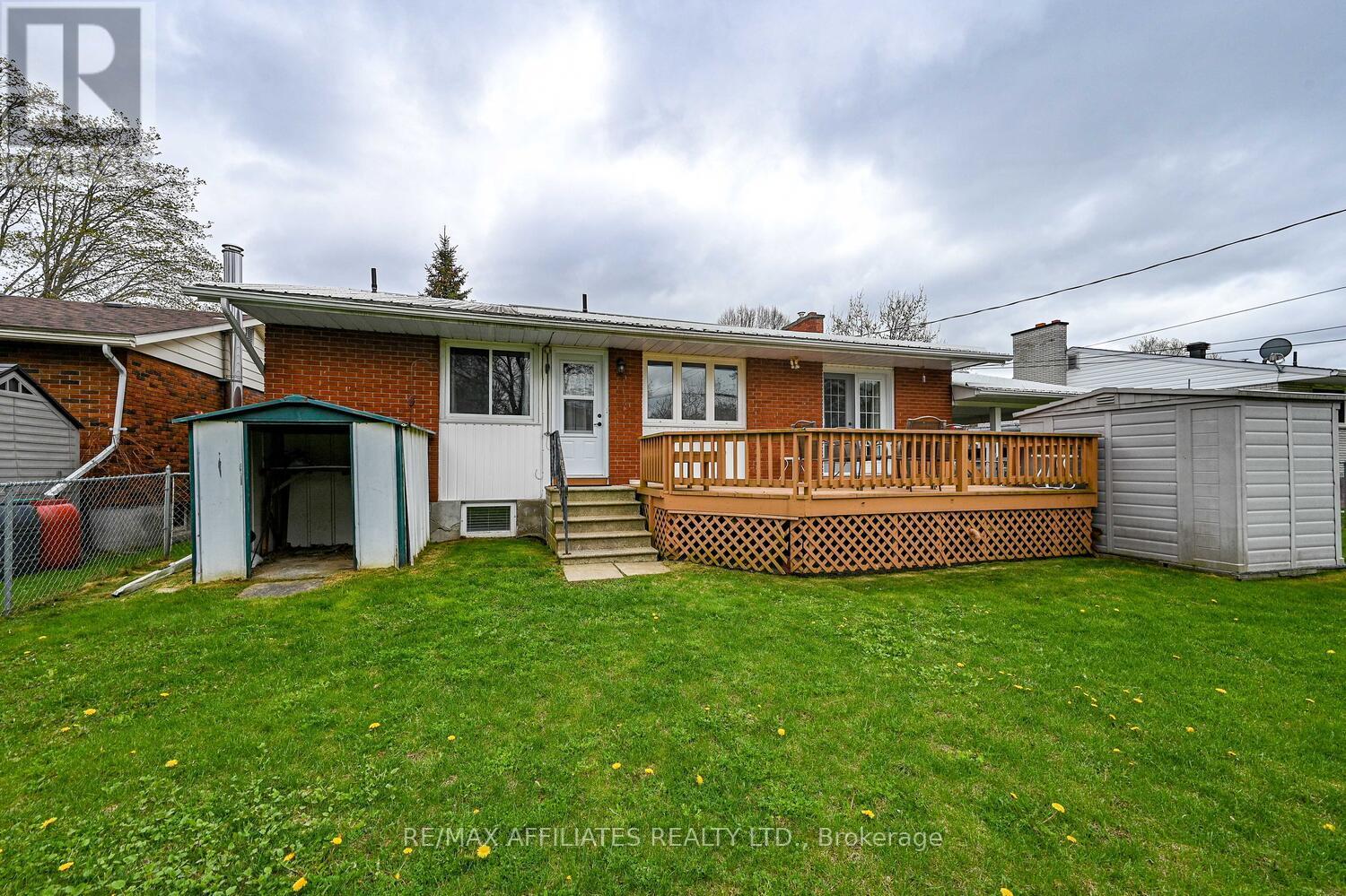 Photo 15 of 56 Marsha Drive, Smiths Falls ON