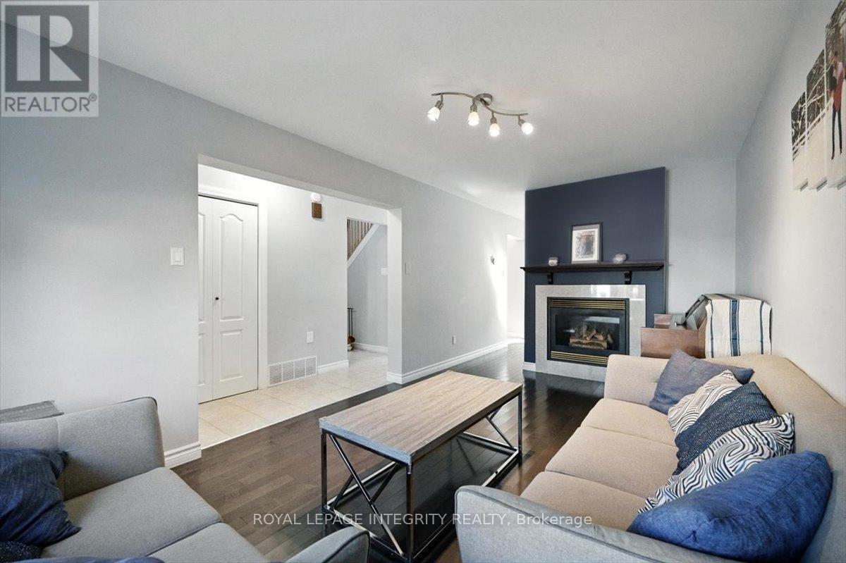 Photo 8 of 1097 Moselle Crescent, Ottawa ON