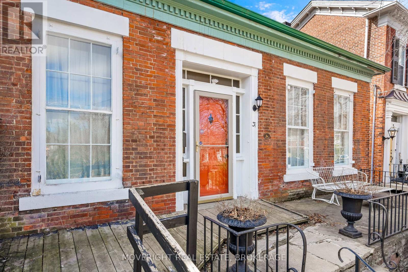 Photo 24 of 31 Yates Street, St Catharines ON