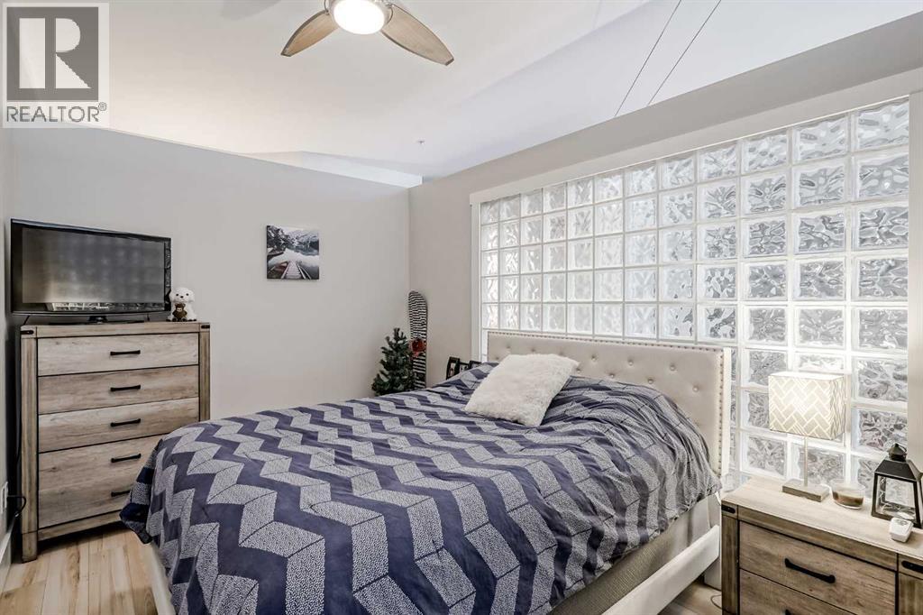 Single Family House Loft for Sale in   Glamis Drive SW Glamorgan Calgary 