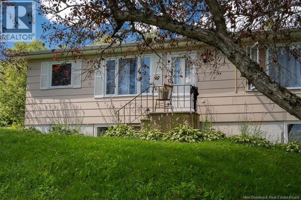 34 STACEY ROAD - 41