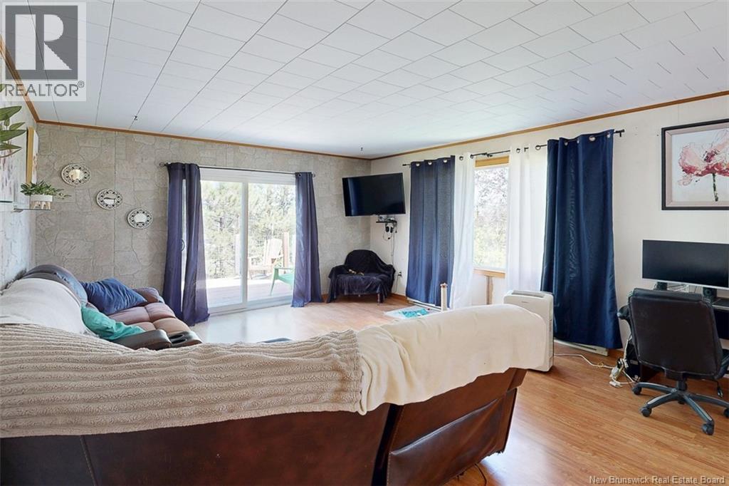 34 Stacey Road — photo 9