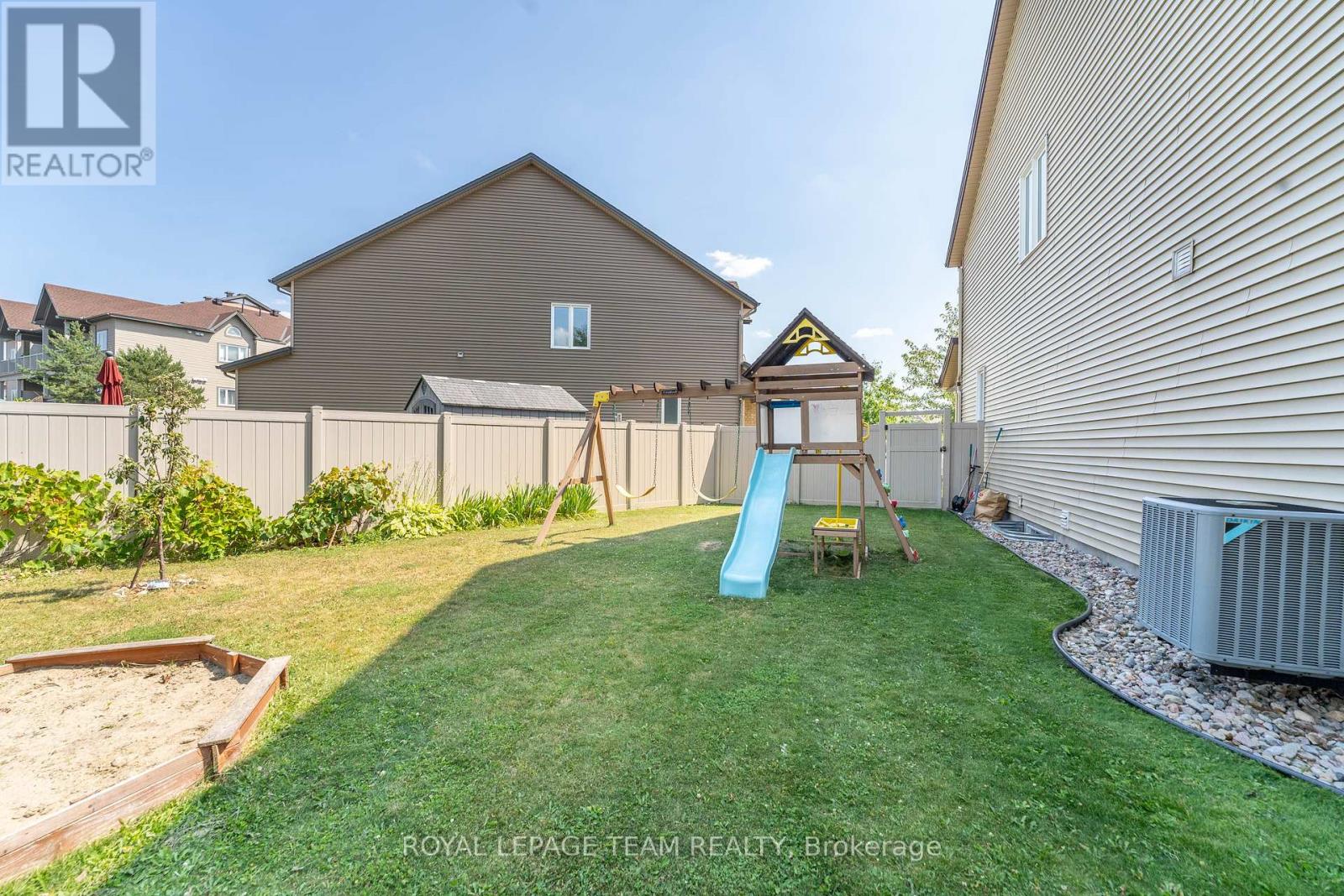 Photo 42 of 345 Alasken Drive, Ottawa ON
