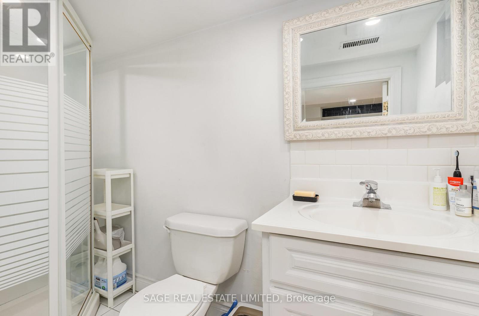 Photo 16 of Lower 7 Gore Street, Toronto ON