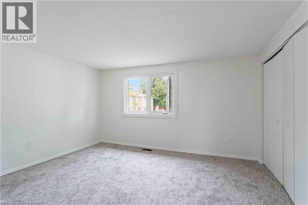 Photo 15 of 33 Rochelle Avenue Unit 60, Hamilton ON