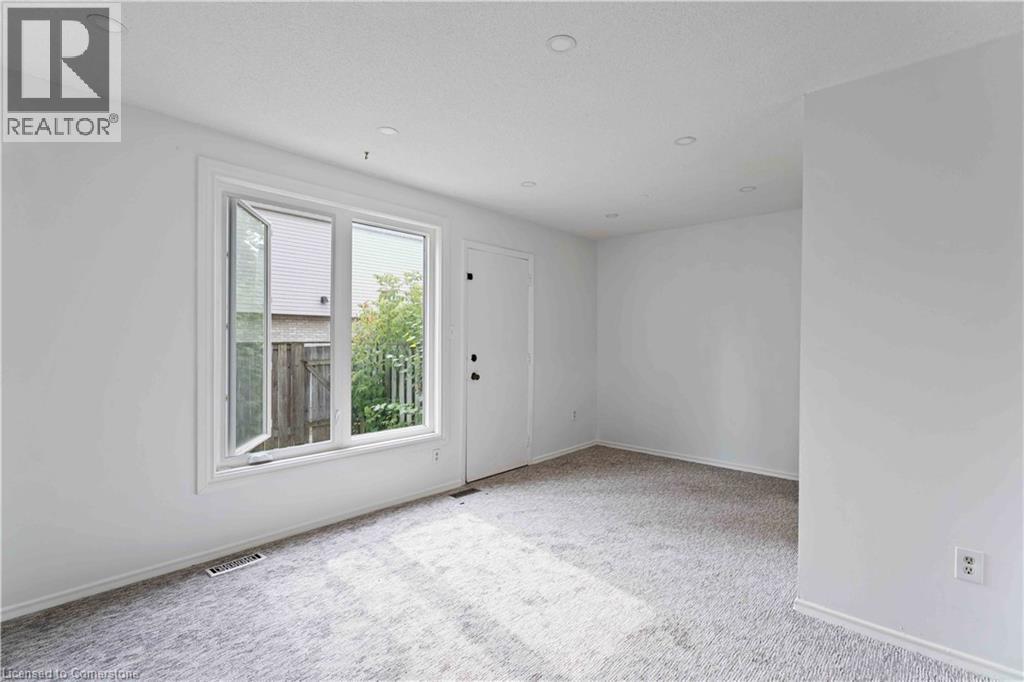 Photo 6 of 33 Rochelle Avenue Unit 60, Hamilton ON