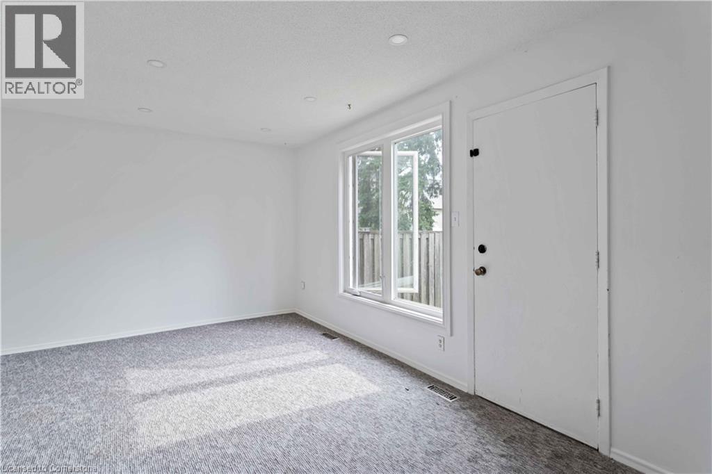 Photo 8 of 33 Rochelle Avenue Unit 60, Hamilton ON