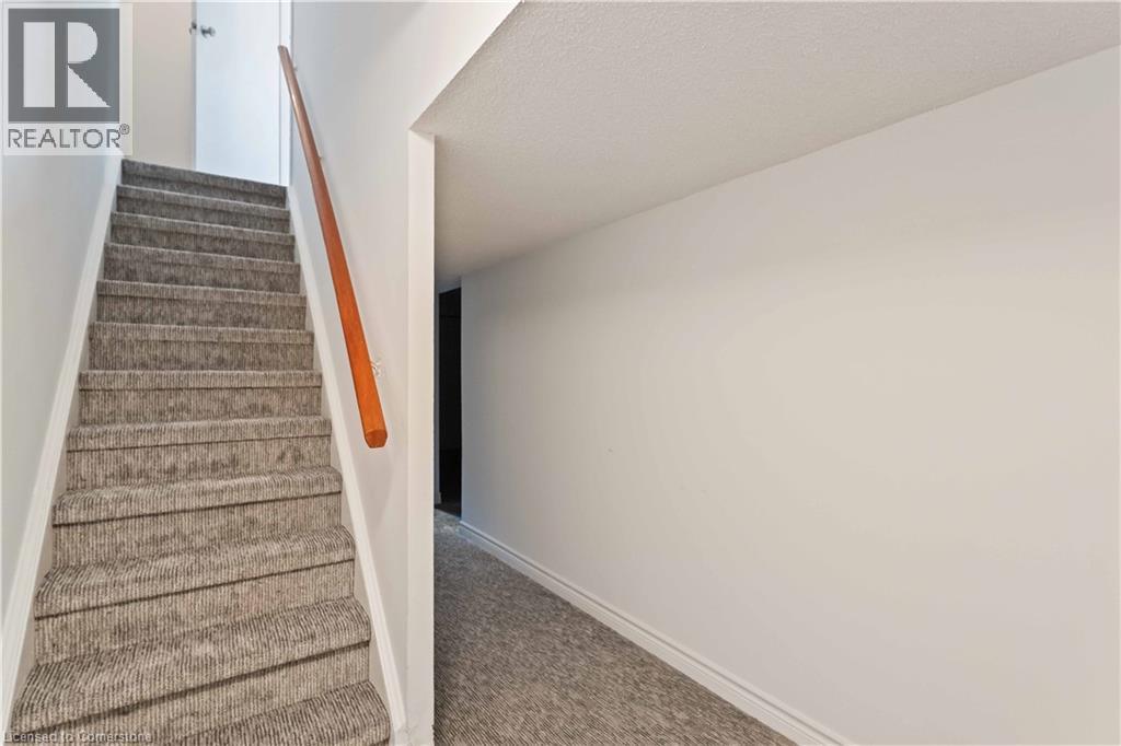 Photo 22 of 33 Rochelle Avenue Unit 60, Hamilton ON