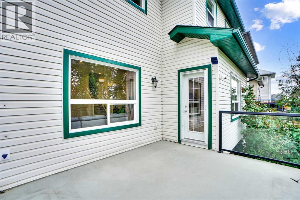 Single Family House for Sale in  Everhollow Park SW Evergreen Calgary 