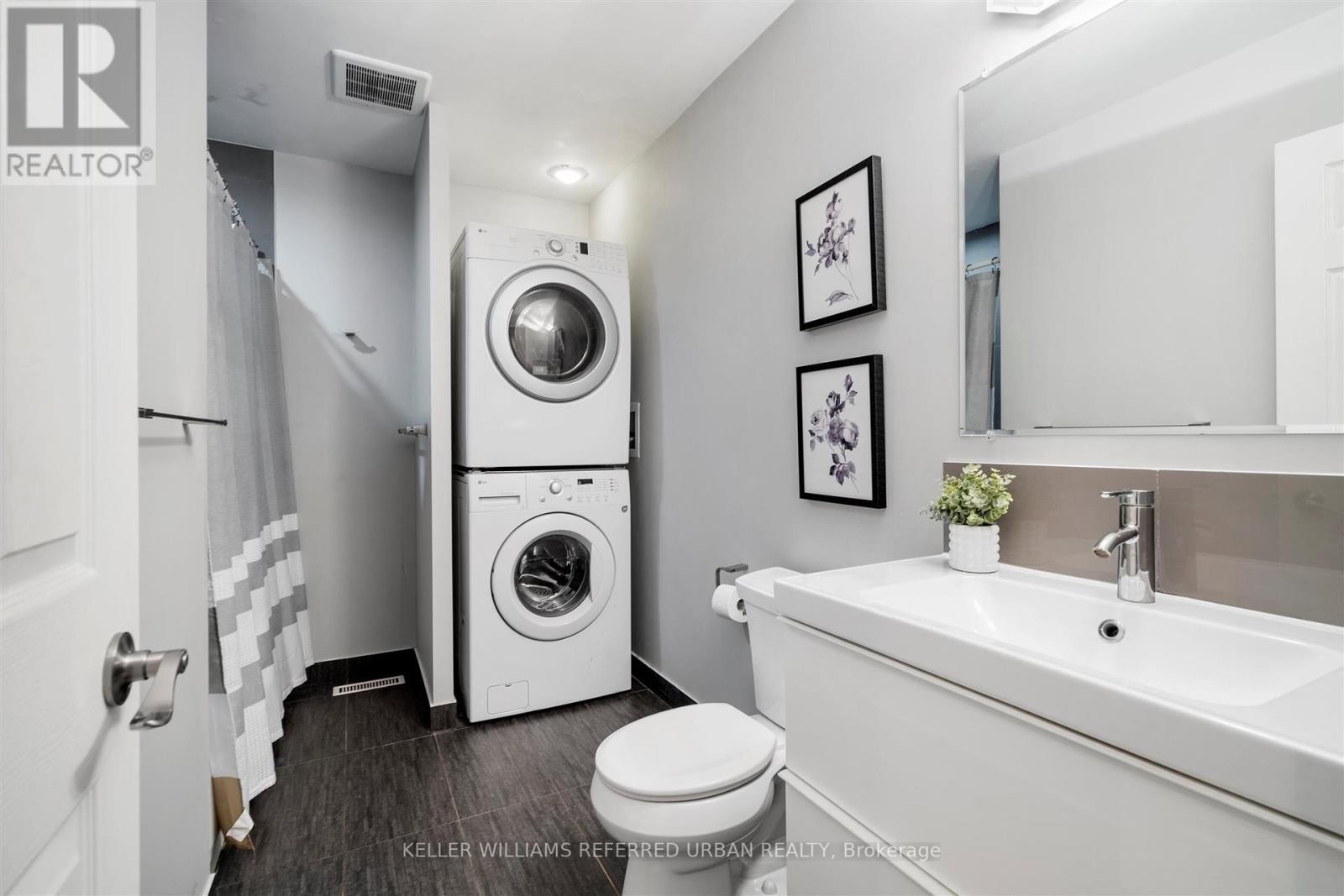 Photo 14 of Upper 181 Centennial Road, Toronto ON