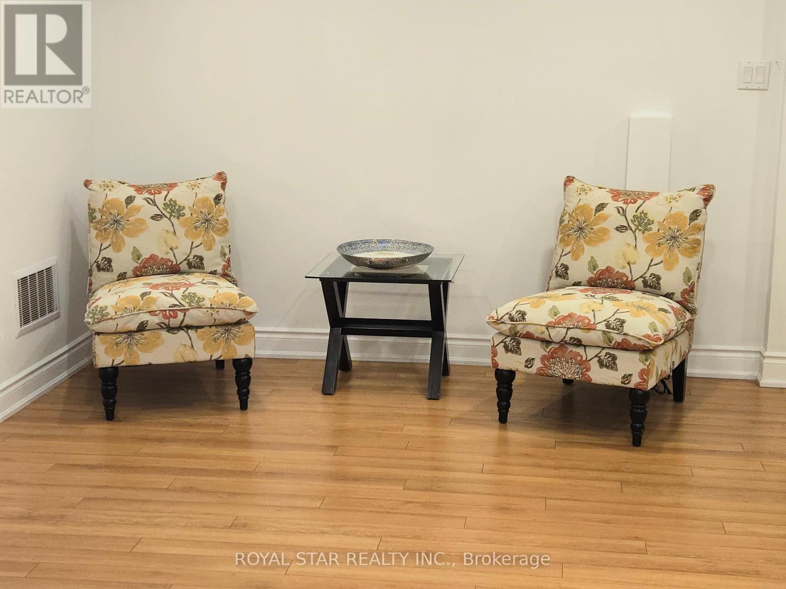 Photo 27 of 13 Waterdale Road, Brampton ON