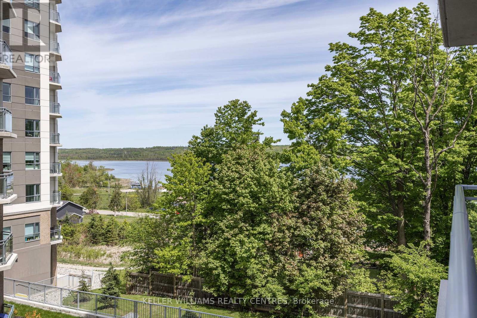 Photo 19 of 303 58 Lakeside Terrace, Barrie ON