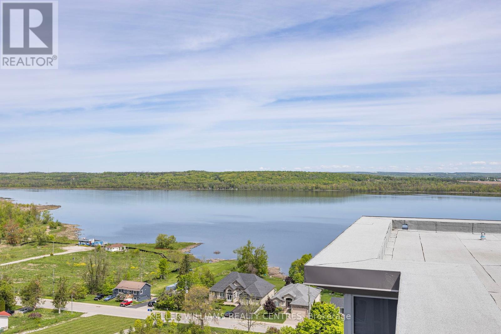 Photo 25 of 303 58 Lakeside Terrace, Barrie ON