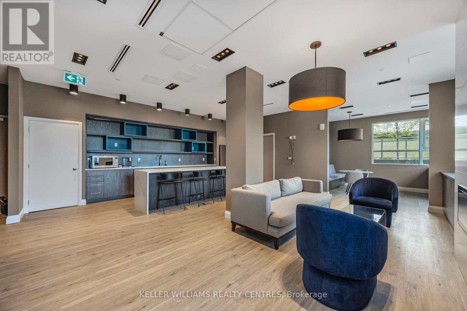 Photo 40 of 303 58 Lakeside Terrace, Barrie ON