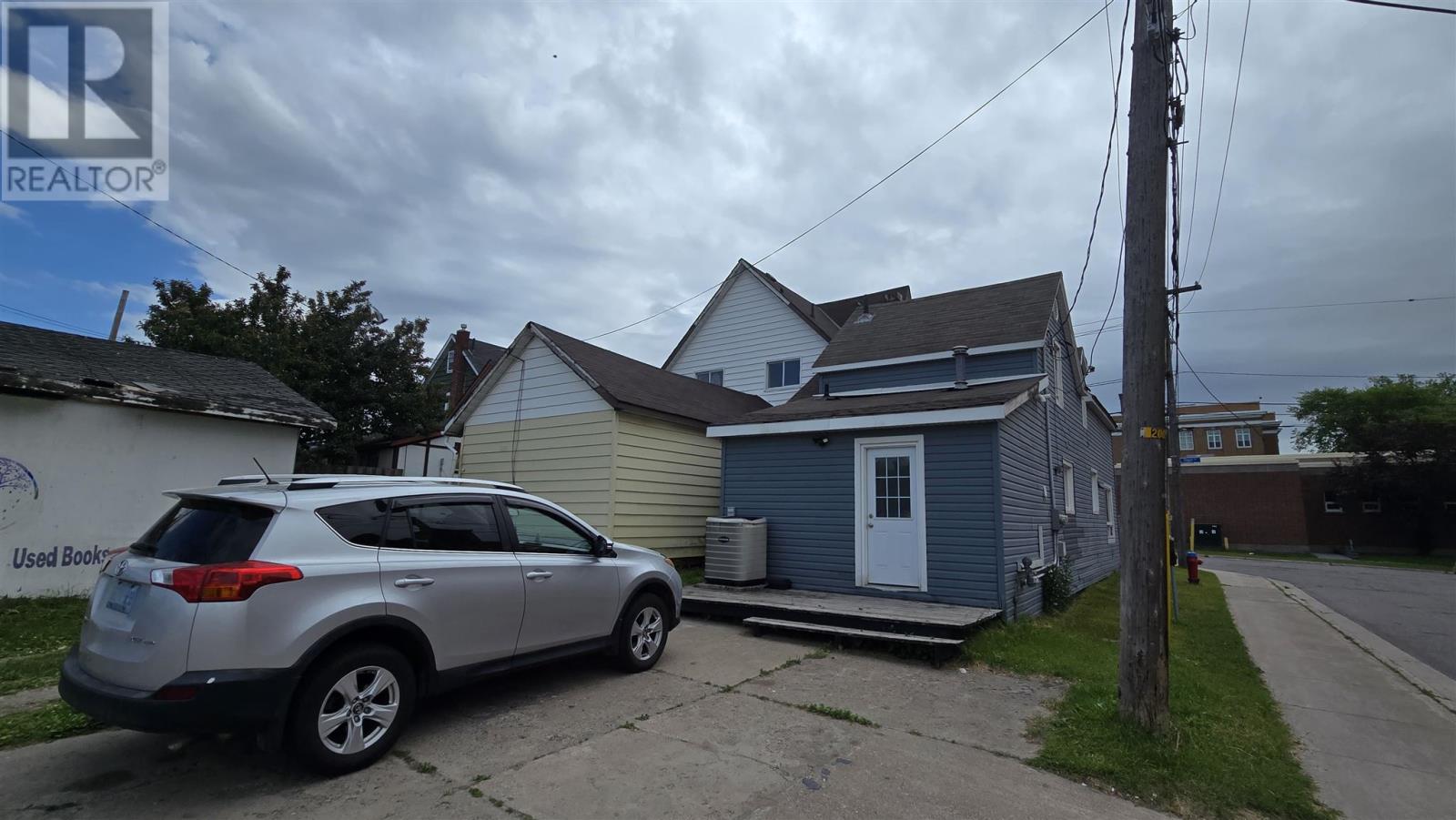 Photo 6 of 121 123 Elgin St, Sault Ste Marie ON