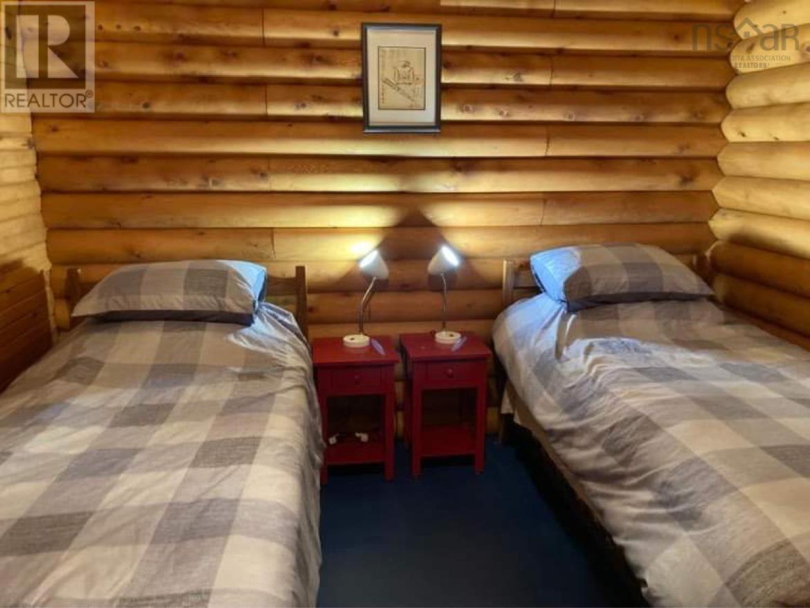 Property 20 of 30 of 899 Westside Grand River Road