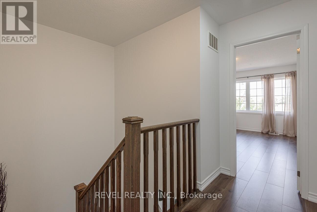 Photo 14 of 9 Lothbury Drive, Brampton ON
