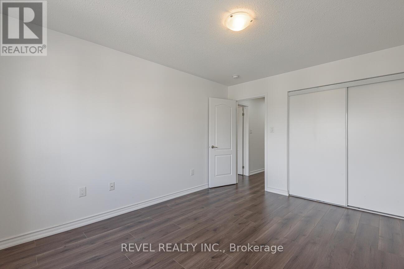 Photo 20 of 9 Lothbury Drive, Brampton ON