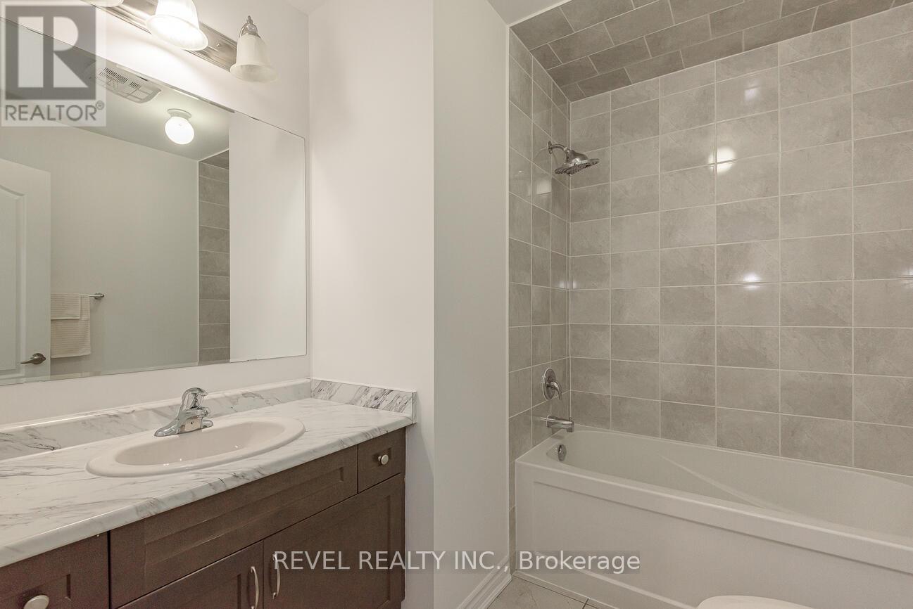 Photo 21 of 9 Lothbury Drive, Brampton ON