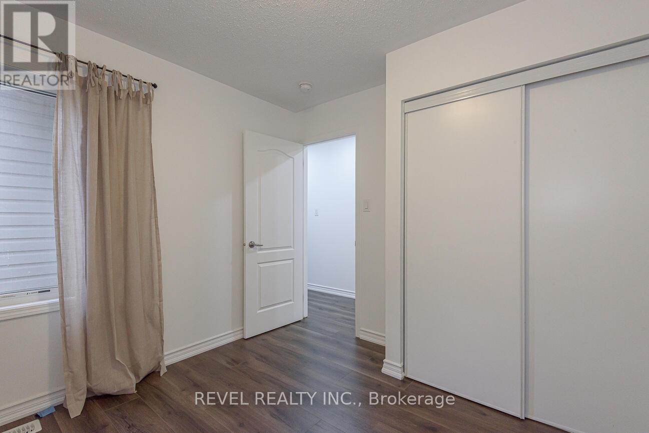 Photo 24 of 9 Lothbury Drive, Brampton ON