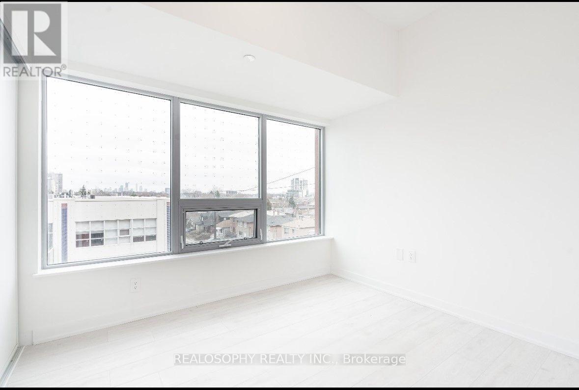Photo 1 of 501 2433 Dufferin Street, Toronto ON