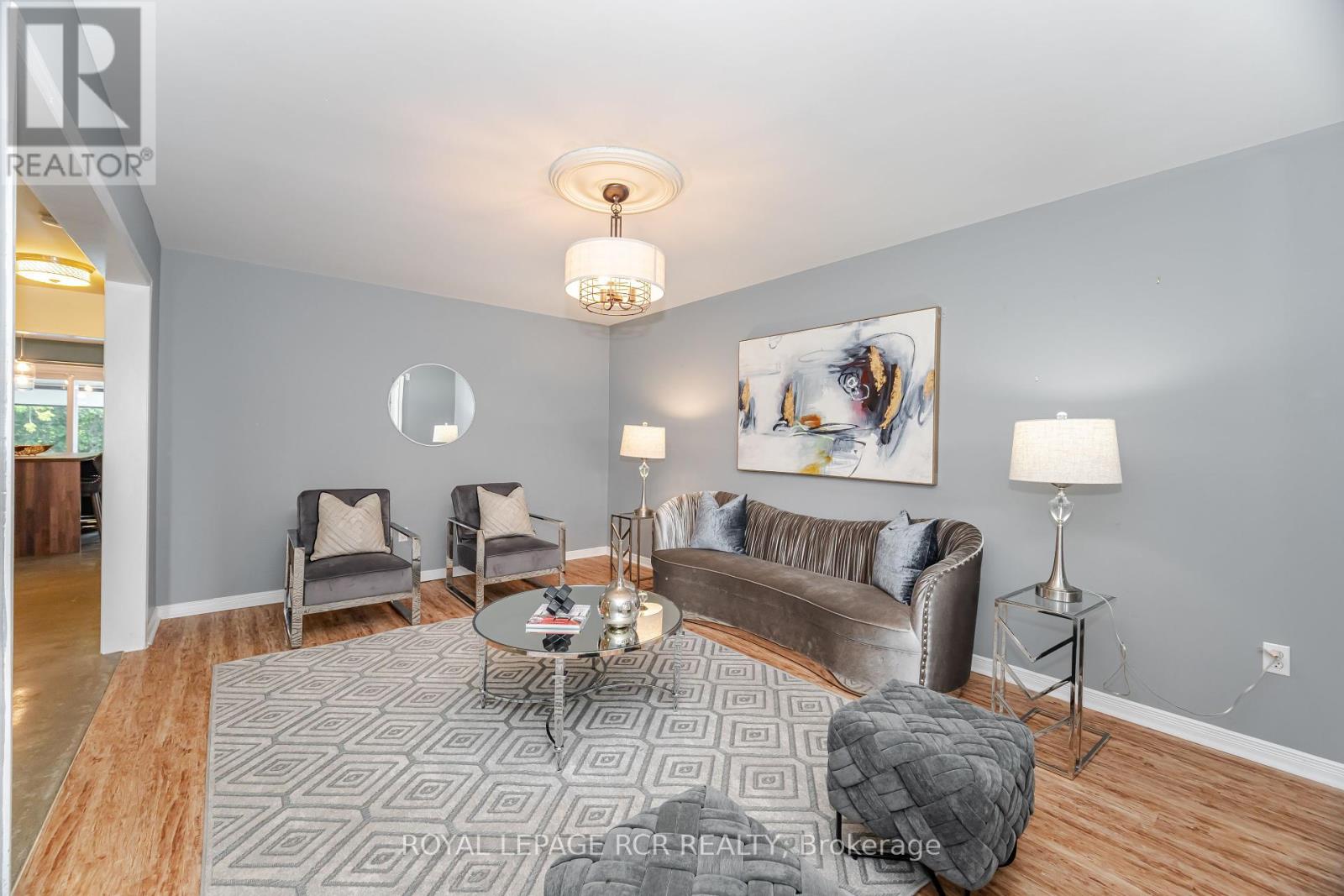 Photo 10 of 417 Kingsview Drive, Caledon ON