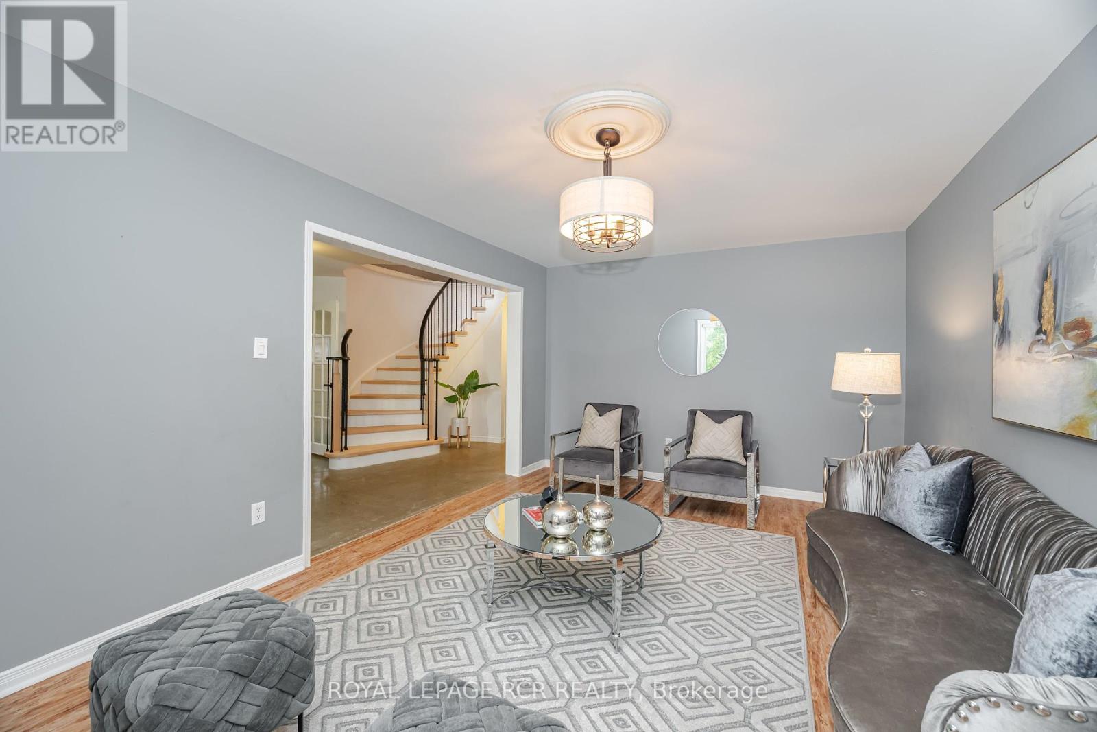 Photo 11 of 417 Kingsview Drive, Caledon ON