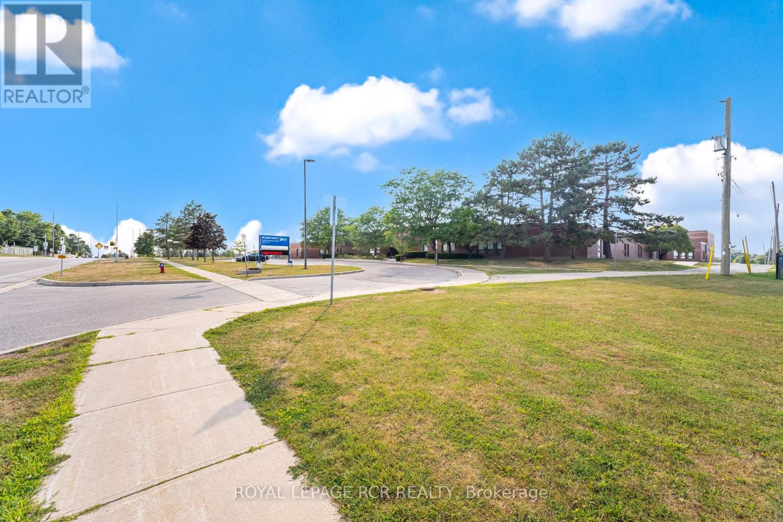 Photo 38 of 417 Kingsview Drive, Caledon ON