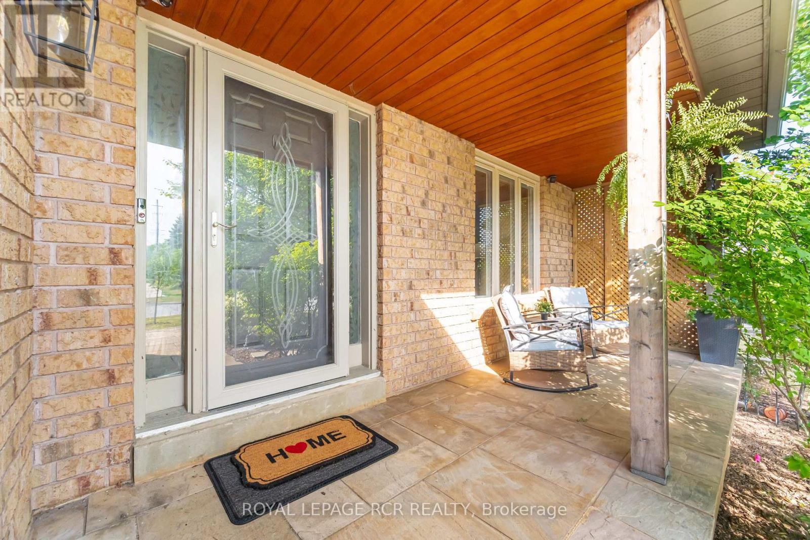 Photo 5 of 417 Kingsview Drive, Caledon ON