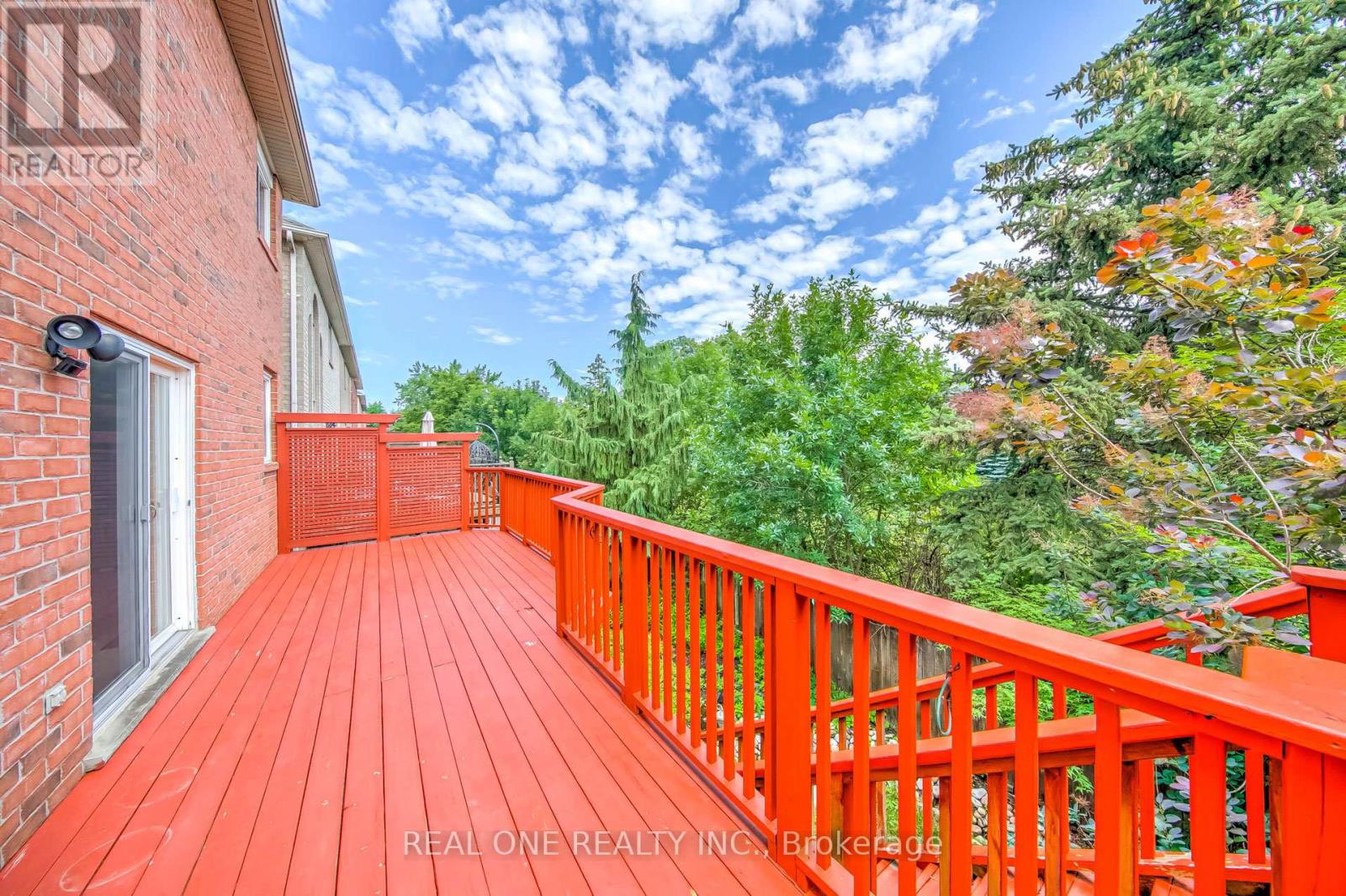 Photo 38 of 1418 Gulledge Trail, Oakville ON