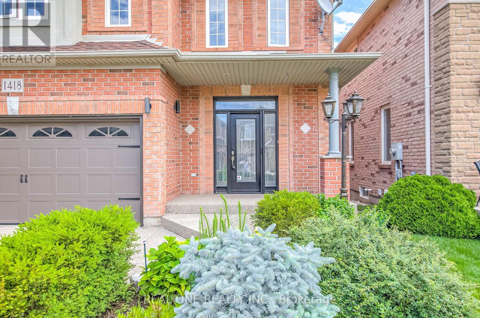 Photo 39 of 1418 Gulledge Trail, Oakville ON