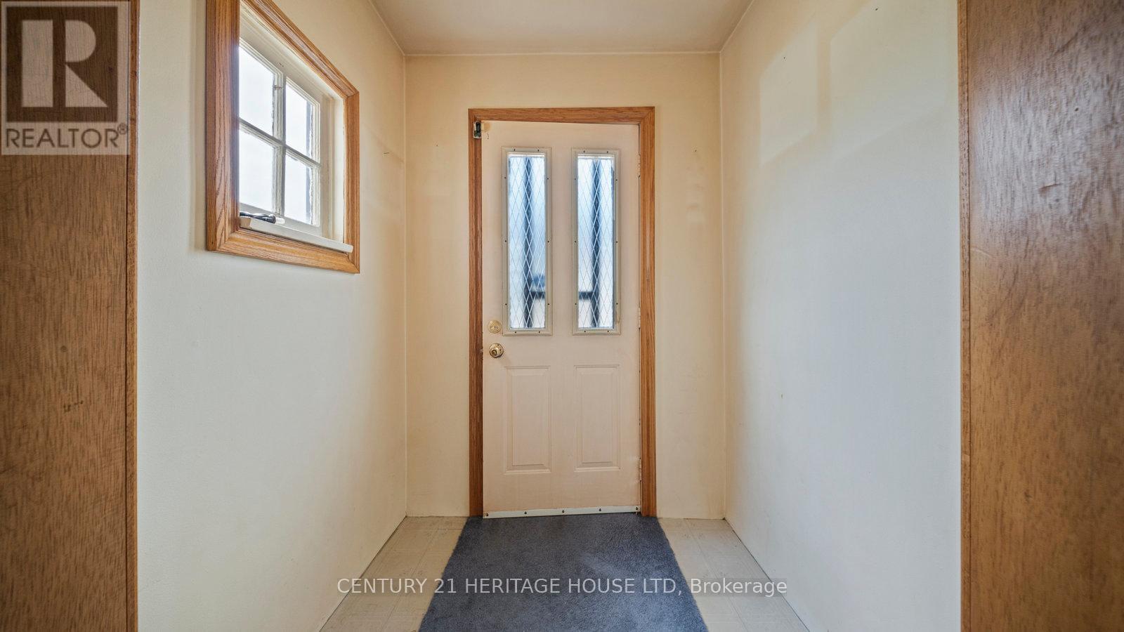 Photo 4 of 383 Marlborough Street, Brantford ON
