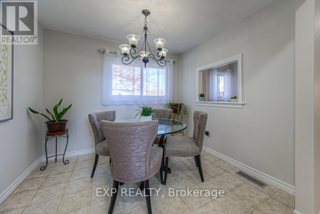 Photo 12 of B 4 500 Stone Church Road W, Hamilton ON