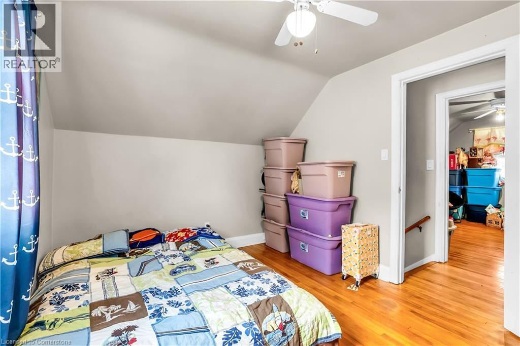 Photo 25 of 59 Cloverdale Avenue, Hamilton ON
