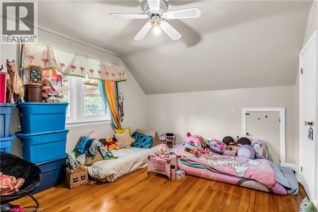 Photo 27 of 59 Cloverdale Avenue, Hamilton ON