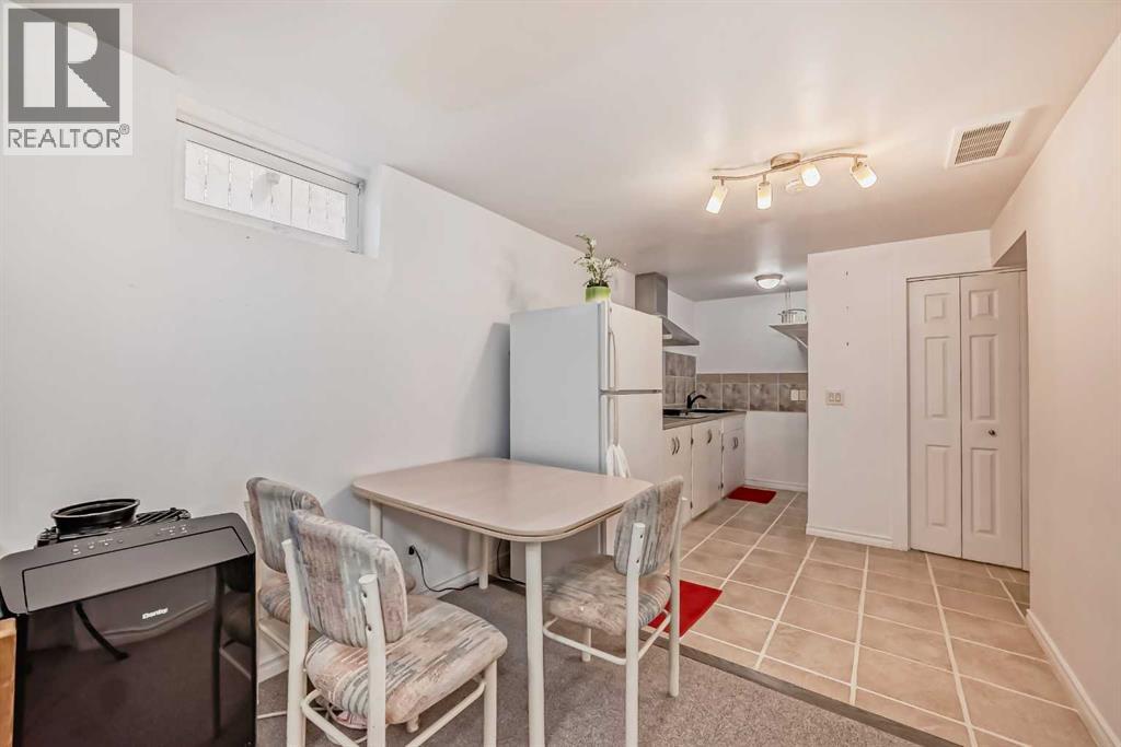 Single Family House Bi-level for Sale in  Whitworth Way NE Whitehorn Calgary 