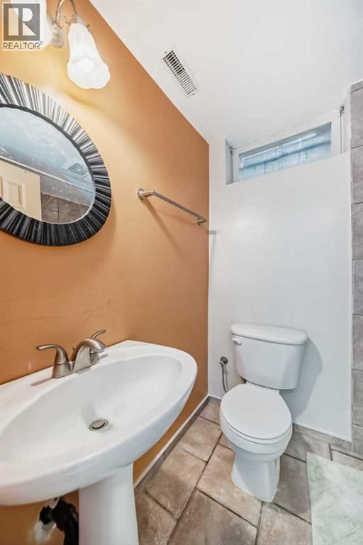 Single Family House Bi-level for Sale in  Whitworth Way NE Whitehorn Calgary 