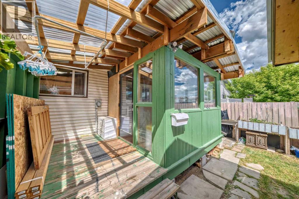 Single Family House Bi-level for Sale in  Whitworth Way NE Whitehorn Calgary 