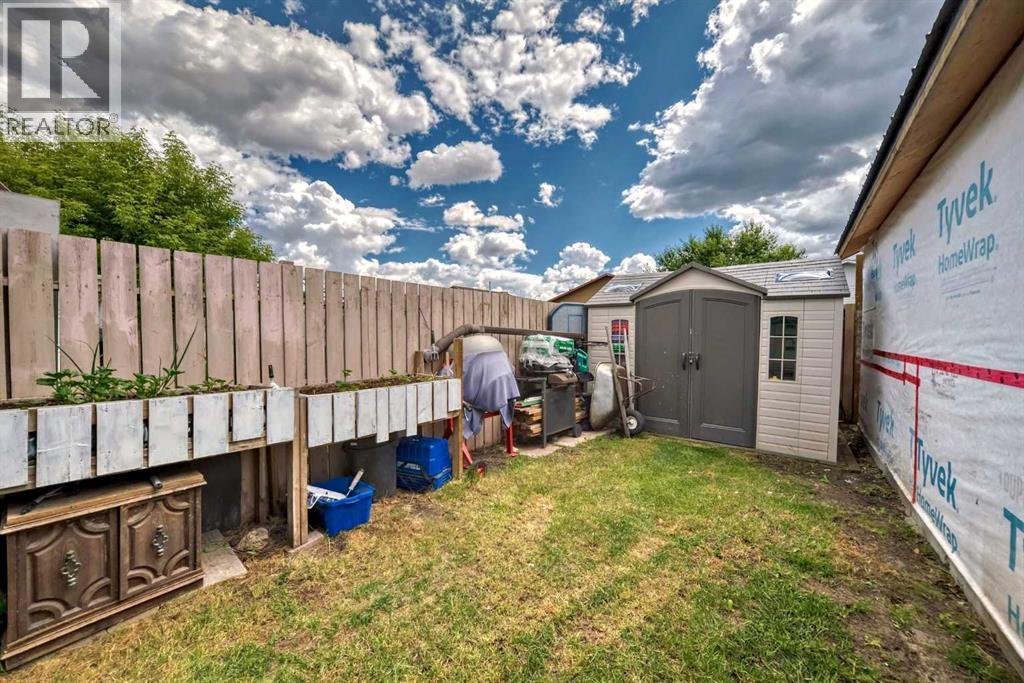 Single Family House Bi-level for Sale in  Whitworth Way NE Whitehorn Calgary 