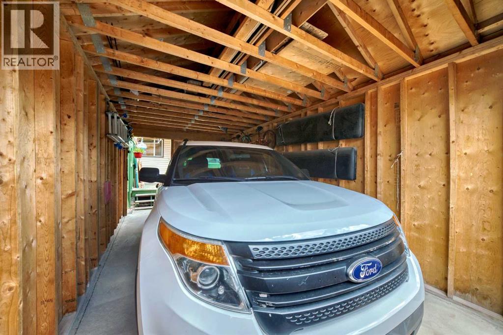 Single Family House Bi-level for Sale in  Whitworth Way NE Whitehorn Calgary 