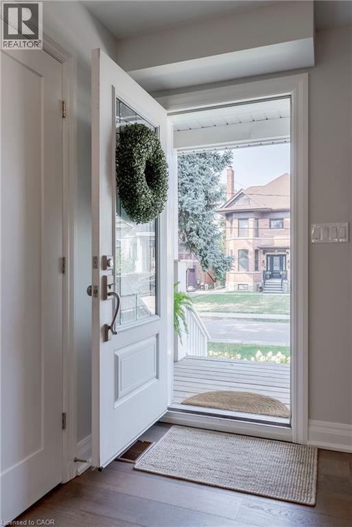 Photo 43 of 20 Mountain Park Avenue, Hamilton ON