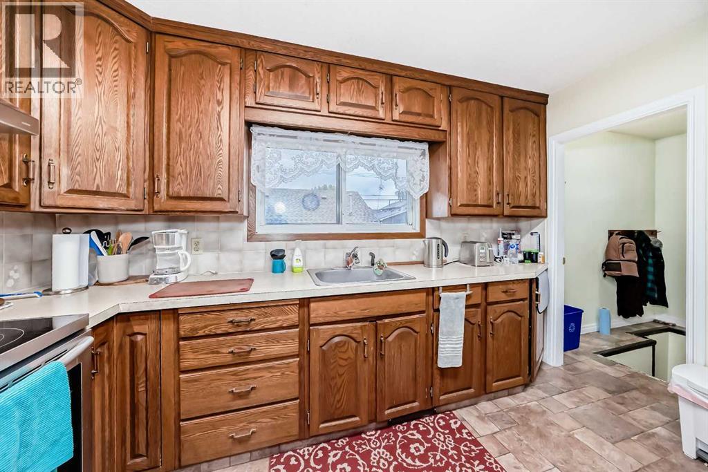 Single Family House Bungalow for Sale in   Avenue NW Bowness Calgary 