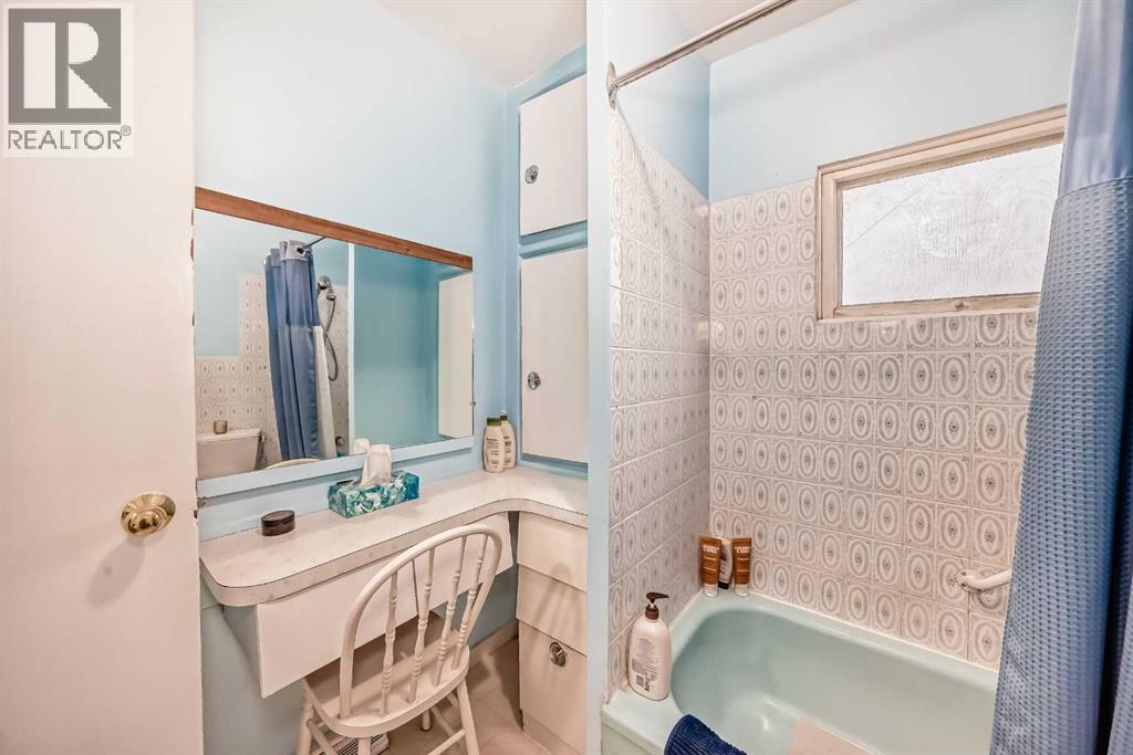 Single Family House Bungalow for Sale in   Avenue NW Bowness Calgary 