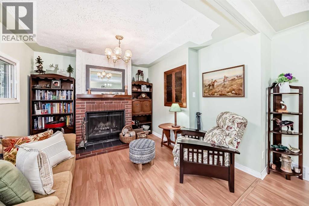Single Family House Bungalow for Sale in   Avenue NW Bowness Calgary 
