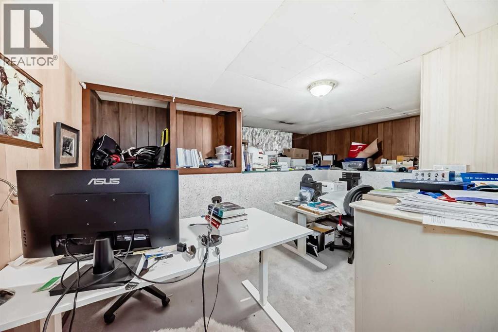 Single Family House Bungalow for Sale in   Avenue NW Bowness Calgary 
